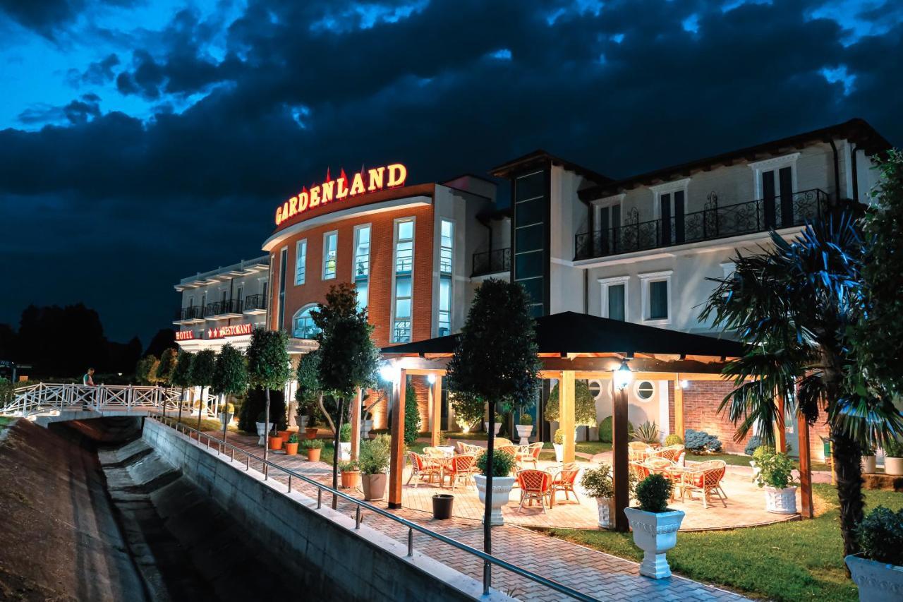 Gardenland Resort Bushat Luaran gambar