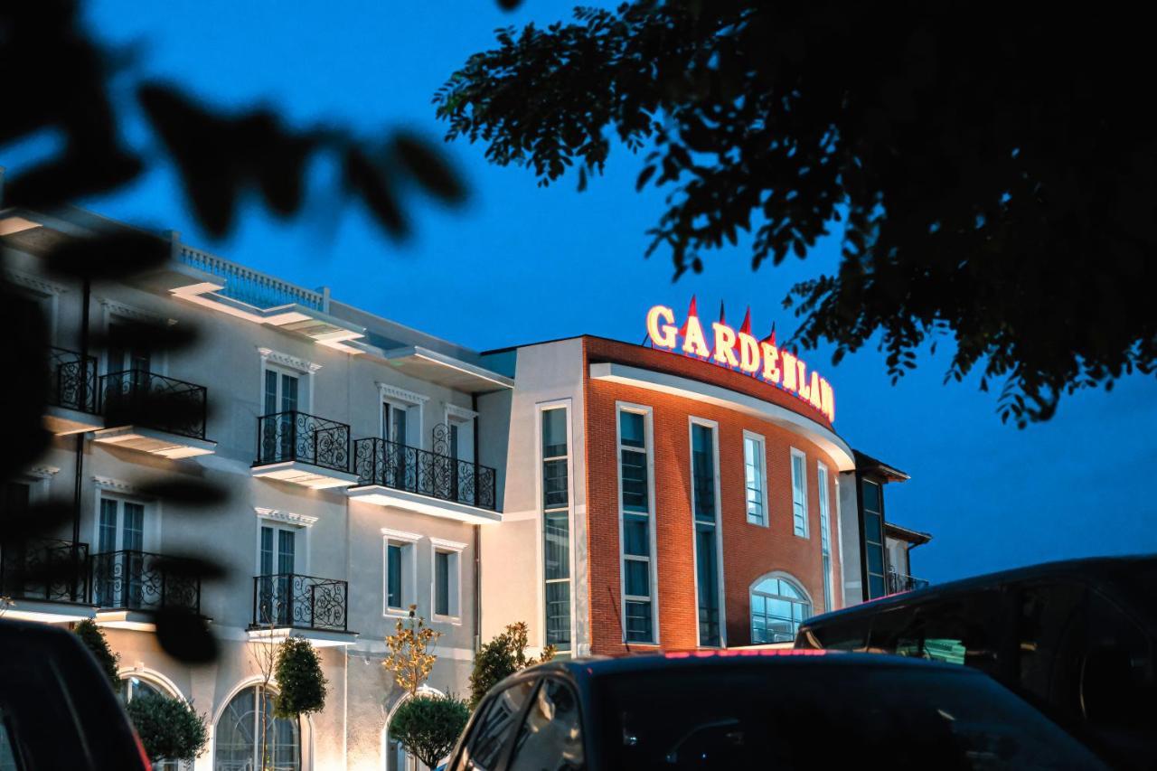 Gardenland Resort Bushat Luaran gambar