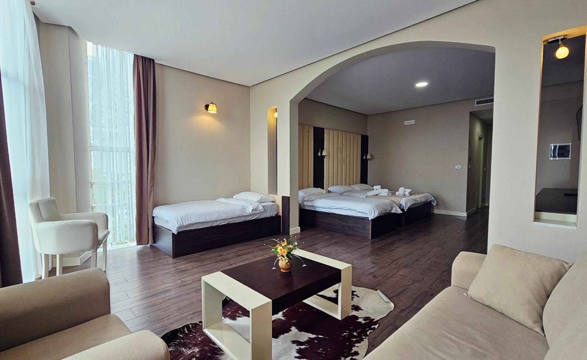 Gardenland Resort Bushat Luaran gambar